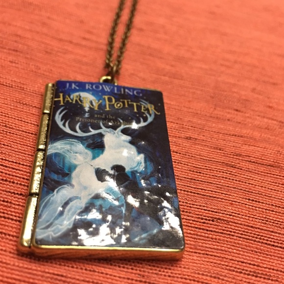 Harry Potter Necklace - Picture 3 of 8